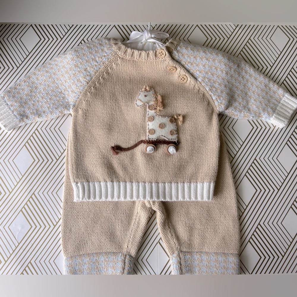 Hartstrings - Matching Baby Sweater & Pant Set - Size 0-3 Months - Unisex